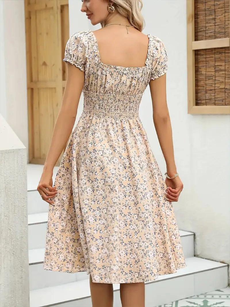 Vintage floral dress with fluffy cuffs