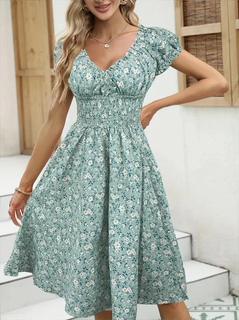 Vintage floral dress with fluffy cuffs