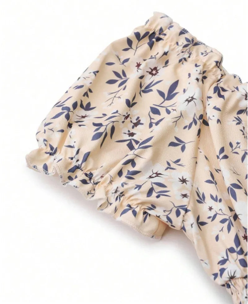 Vintage floral dress with fluffy cuffs